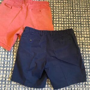 2 pairs of Gap cotton shorts-good condition size 34- 10” short